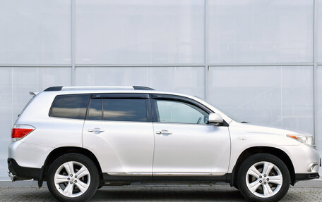 Toyota Highlander III, 2012 год, 1 999 000 рублей, 4 фотография