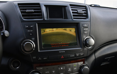 Toyota Highlander III, 2012 год, 1 999 000 рублей, 13 фотография