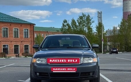 Audi A4, 2004 год, 715 000 рублей, 2 фотография