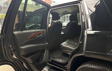 Cadillac Escalade IV, 2019 год, 6 100 000 рублей, 12 фотография