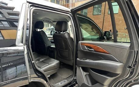 Cadillac Escalade IV, 2019 год, 6 100 000 рублей, 19 фотография