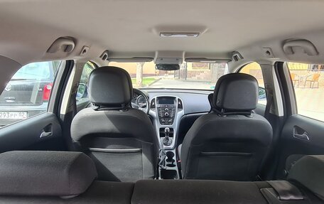 Opel Astra J, 2015 год, 1 295 000 рублей, 4 фотография