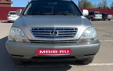 Lexus RX IV рестайлинг, 2001 год, 790 000 рублей, 10 фотография