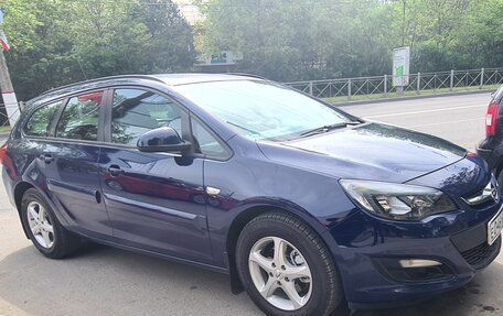 Opel Astra J, 2015 год, 1 295 000 рублей, 7 фотография