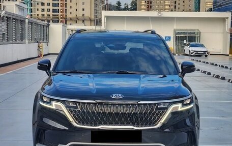 KIA Carnival, 2021 год, 2 830 000 рублей, 2 фотография