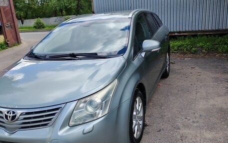 Toyota Avensis III рестайлинг, 2009 год, 750 000 рублей, 2 фотография