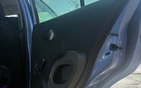 Nissan Micra III, 2004 год, 385 000 рублей, 16 фотография