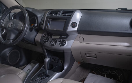Toyota RAV4, 2006 год, 1 399 000 рублей, 16 фотография
