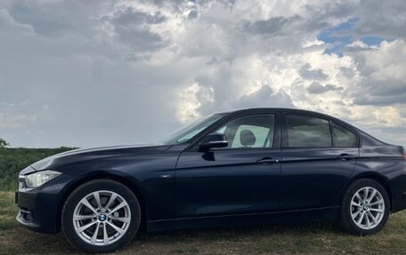 BMW 3 серия, 2013 год, 1 400 000 рублей, 2 фотография