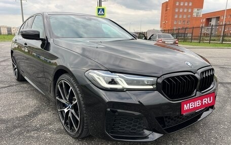 BMW 5 серия, 2020 год, 5 500 000 рублей, 4 фотография