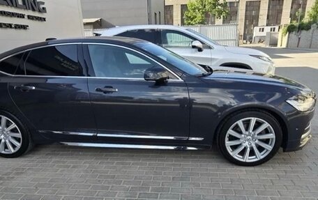 Volvo S90 II рестайлинг, 2017 год, 2 900 000 рублей, 14 фотография