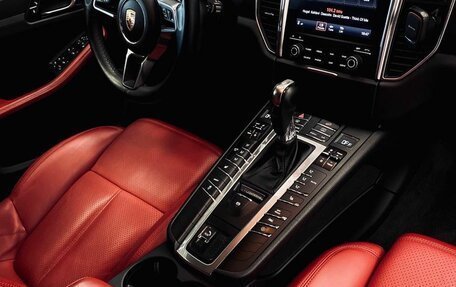 Porsche Macan I рестайлинг, 2018 год, 3 350 000 рублей, 5 фотография