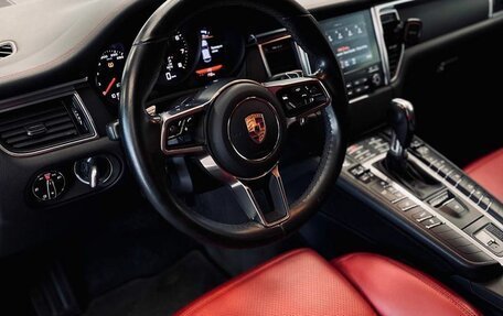 Porsche Macan I рестайлинг, 2018 год, 3 350 000 рублей, 4 фотография