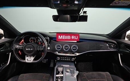 KIA Stinger I, 2022 год, 2 453 000 рублей, 18 фотография