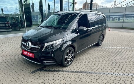 Mercedes-Benz V-Класс, 2020 год, 5 290 000 рублей, 1 фотография