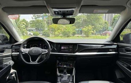 Volkswagen Passat B8 рестайлинг, 2022 год, 2 249 000 рублей, 11 фотография