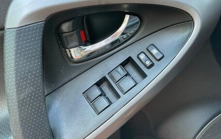 Toyota RAV4, 2008 год, 1 499 000 рублей, 18 фотография