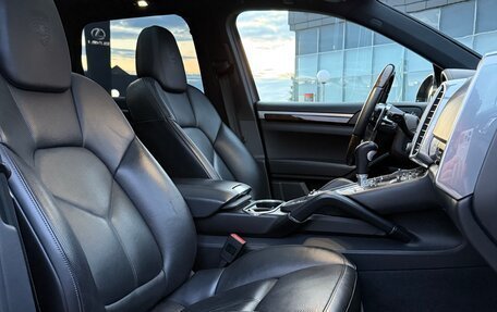 Porsche Cayenne III, 2015 год, 2 990 000 рублей, 29 фотография