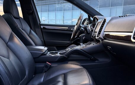 Porsche Cayenne III, 2015 год, 2 990 000 рублей, 34 фотография