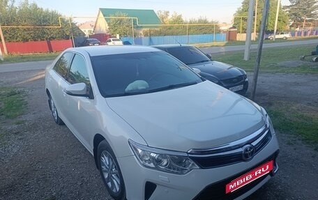 Toyota Camry, 2016 год, 2 480 000 рублей, 9 фотография