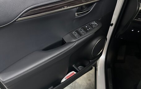 Lexus NX I, 2020 год, 3 900 000 рублей, 8 фотография