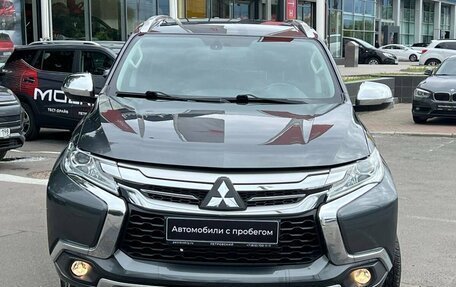 Mitsubishi Pajero Sport III рестайлинг, 2019 год, 3 250 000 рублей, 3 фотография