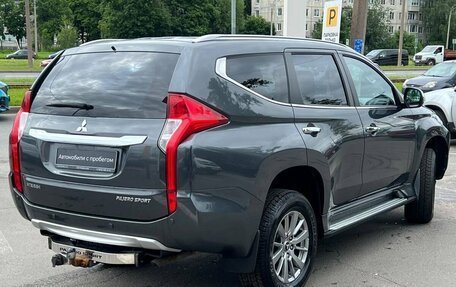 Mitsubishi Pajero Sport III рестайлинг, 2019 год, 3 250 000 рублей, 10 фотография