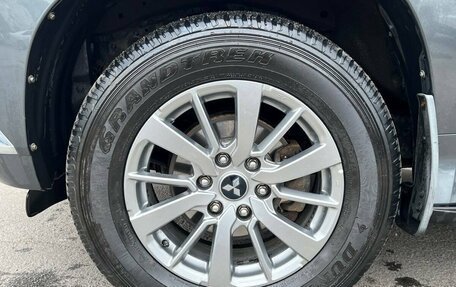 Mitsubishi Pajero Sport III рестайлинг, 2019 год, 3 250 000 рублей, 12 фотография