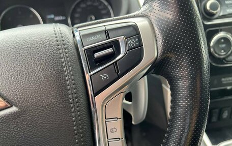 Mitsubishi Pajero Sport III рестайлинг, 2019 год, 3 250 000 рублей, 16 фотография