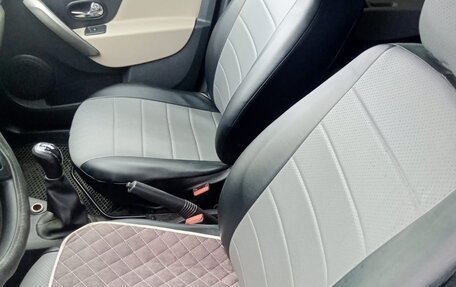 Renault Logan II, 2014 год, 800 000 рублей, 9 фотография