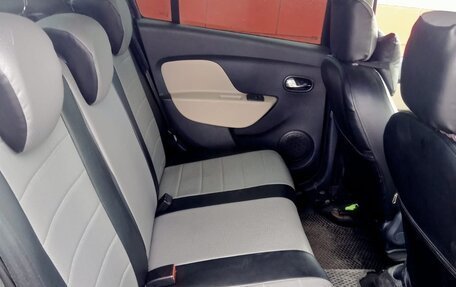 Renault Logan II, 2014 год, 800 000 рублей, 15 фотография