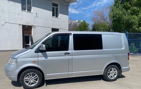 Volkswagen Transporter T5 рестайлинг, 2003 год, 1 250 000 рублей, 2 фотография