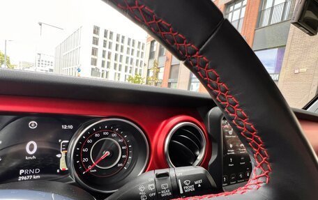 Jeep Wrangler, 2021 год, 6 100 000 рублей, 36 фотография