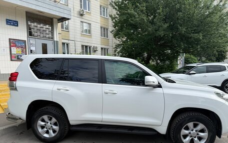 Toyota Land Cruiser Prado 150 рестайлинг 2, 2012 год, 2 650 000 рублей, 4 фотография