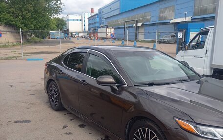 Toyota Camry, 2018 год, 2 250 000 рублей, 12 фотография