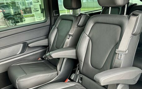 Mercedes-Benz V-Класс, 2020 год, 5 290 000 рублей, 12 фотография