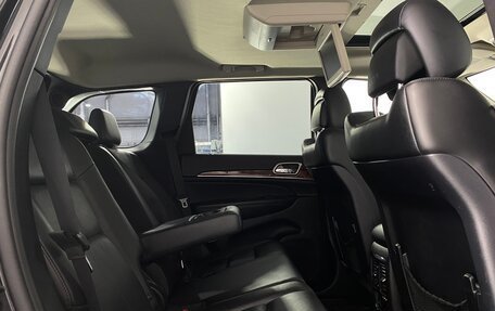 Jeep Grand Cherokee, 2012 год, 2 050 000 рублей, 24 фотография