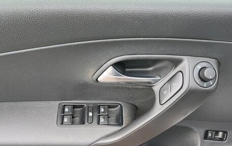 Volkswagen Polo VI (EU Market), 2018 год, 1 000 000 рублей, 7 фотография