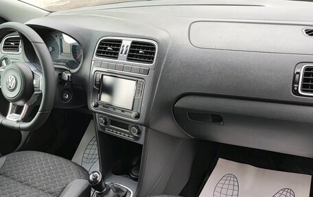 Volkswagen Polo VI (EU Market), 2018 год, 1 000 000 рублей, 10 фотография