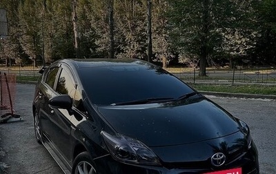 Toyota Prius, 2015 год, 1 195 000 рублей, 1 фотография