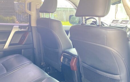 Toyota Land Cruiser Prado 150 рестайлинг 2, 2017 год, 4 250 000 рублей, 3 фотография