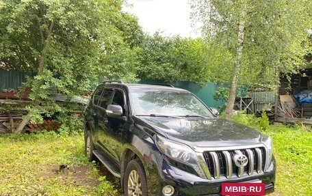 Toyota Land Cruiser Prado 150 рестайлинг 2, 2017 год, 4 250 000 рублей, 11 фотография