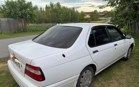 Nissan Bluebird XI, 1998 год, 385 000 рублей, 2 фотография