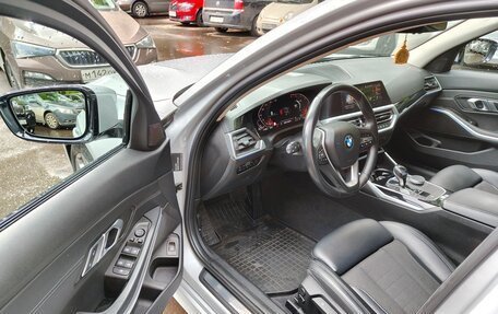BMW 3 серия, 2019 год, 2 890 000 рублей, 9 фотография