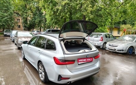 BMW 3 серия, 2019 год, 2 890 000 рублей, 10 фотография