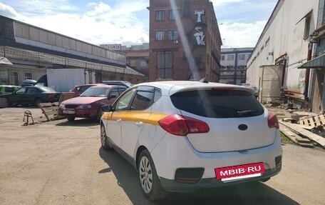 KIA cee'd III, 2017 год, 680 000 рублей, 2 фотография