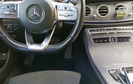 Mercedes-Benz E-Класс, 2018 год, 3 100 000 рублей, 7 фотография