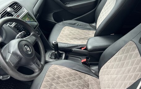 Volkswagen Polo VI (EU Market), 2011 год, 460 000 рублей, 10 фотография