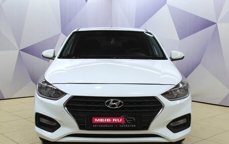 Hyundai Solaris II рестайлинг, 2017 год, 998 800 рублей, 8 фотография