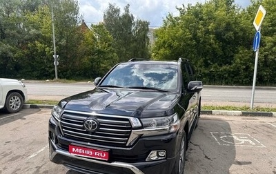 Toyota Land Cruiser 200, 2017 год, 8 000 000 рублей, 1 фотография